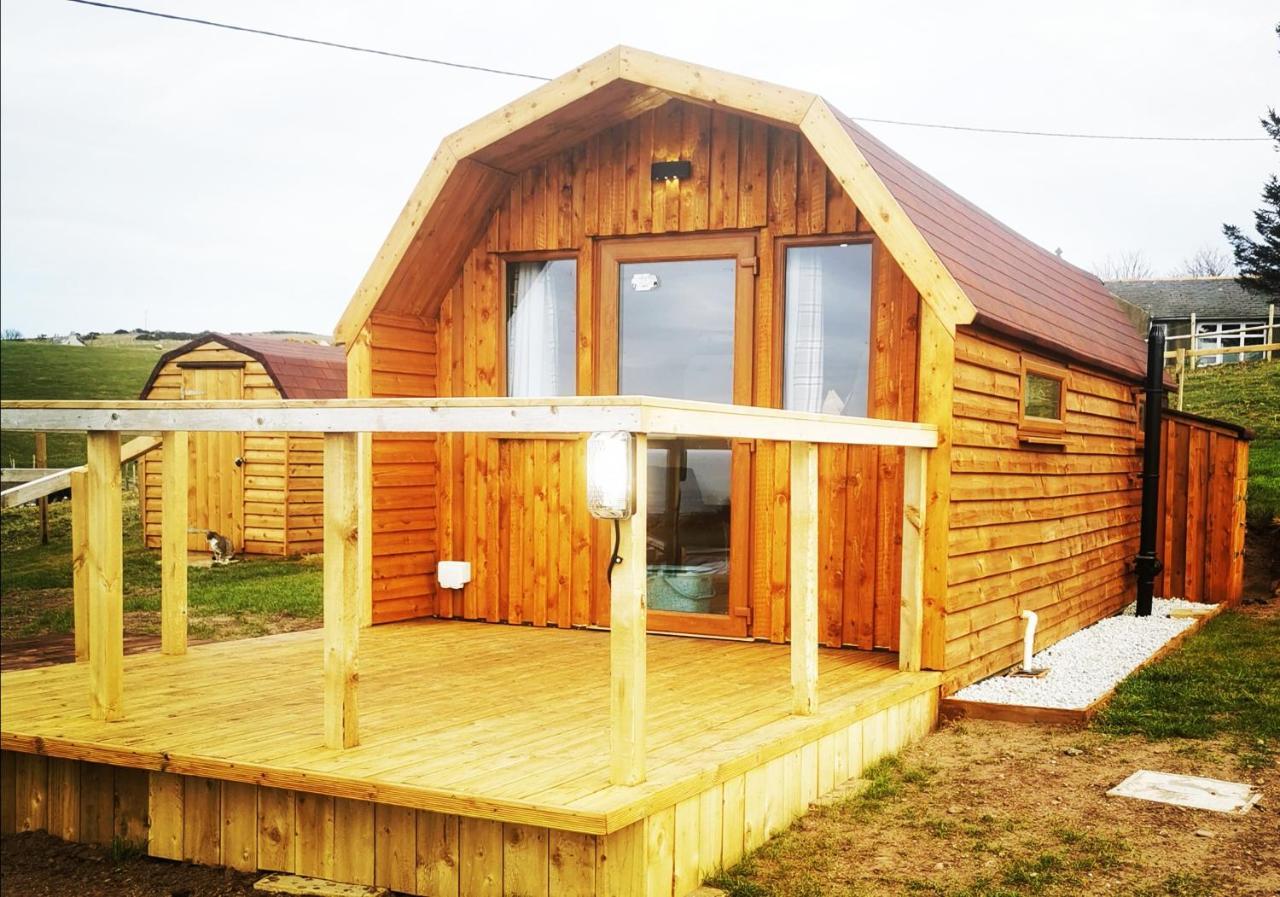 Gowanview Glamping Hotel Банф Екстериор снимка